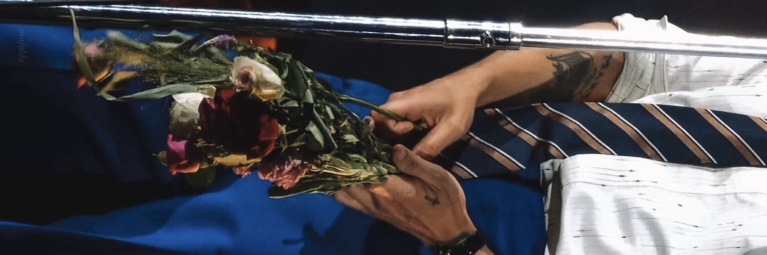 malu 🥭 banner