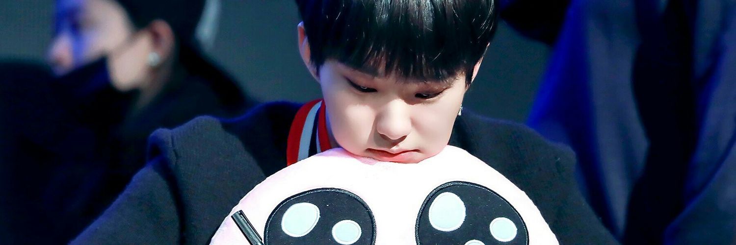 dokuyeom17's profile banner image