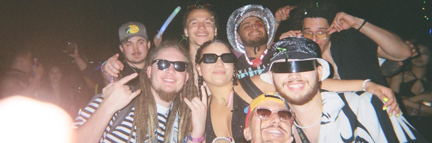 Van_Reek_'s profile banner image