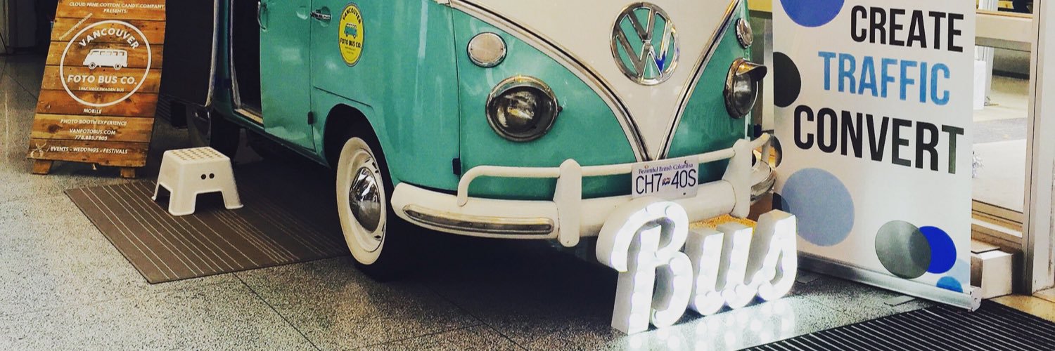 vanfotobus's profile banner image
