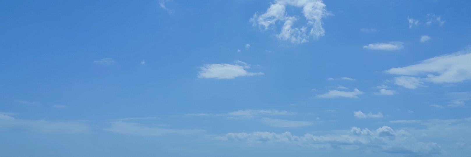 atikahnaimm's profile banner image