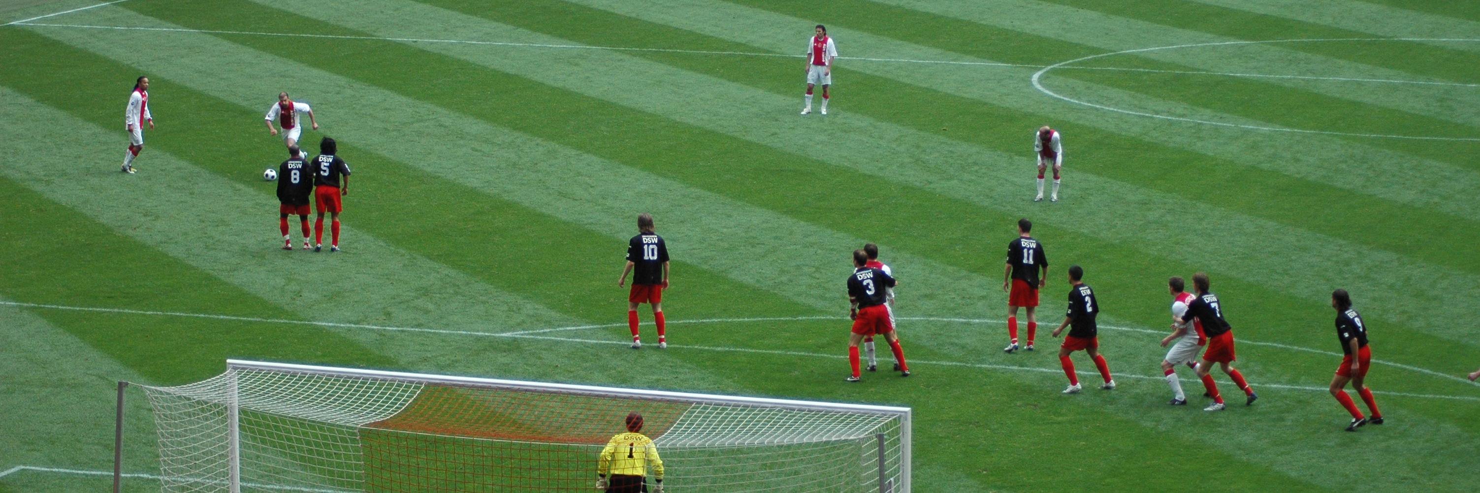 WORLD CLASS COACHING banner