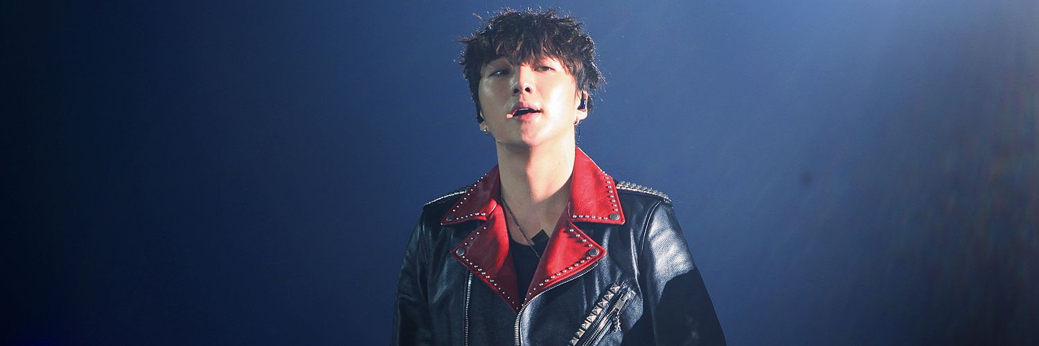 astrnms94's profile banner image