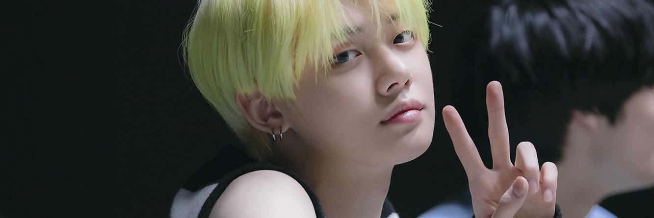 Saraleo200's profile banner image