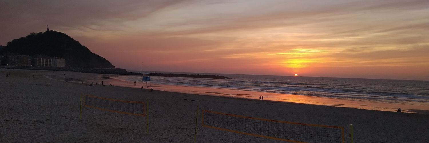 CrisGnzalez's profile banner image