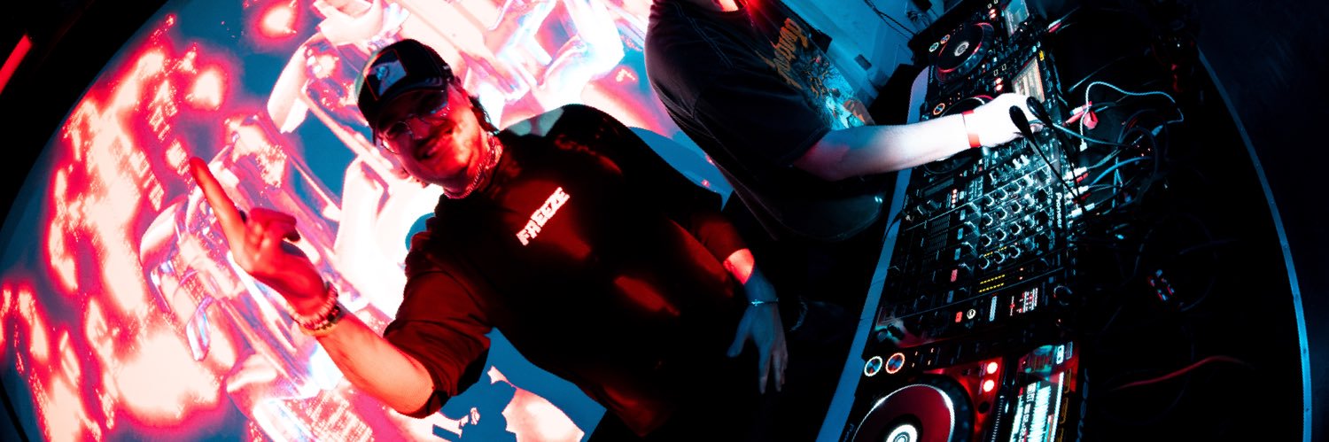 freezedubz's profile banner image