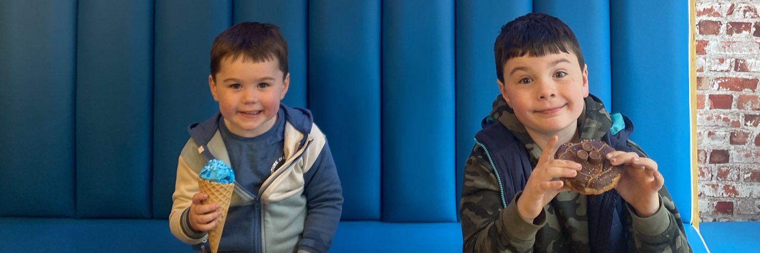 MonkeysMommy31's profile banner image