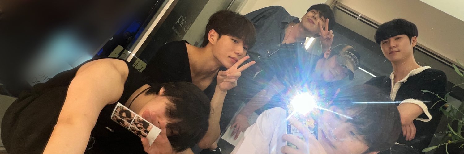 m_ ocha.ccino ☕️✨💫 banner