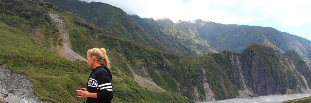 lisaswardh's profile banner image