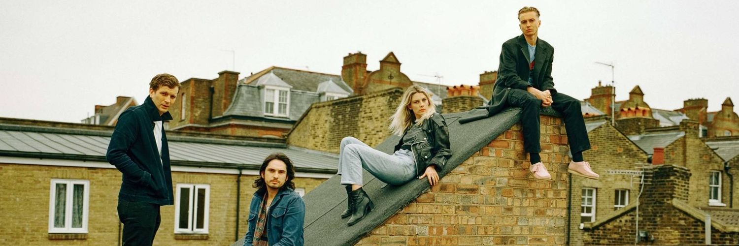 Wolf Alice Argentina banner