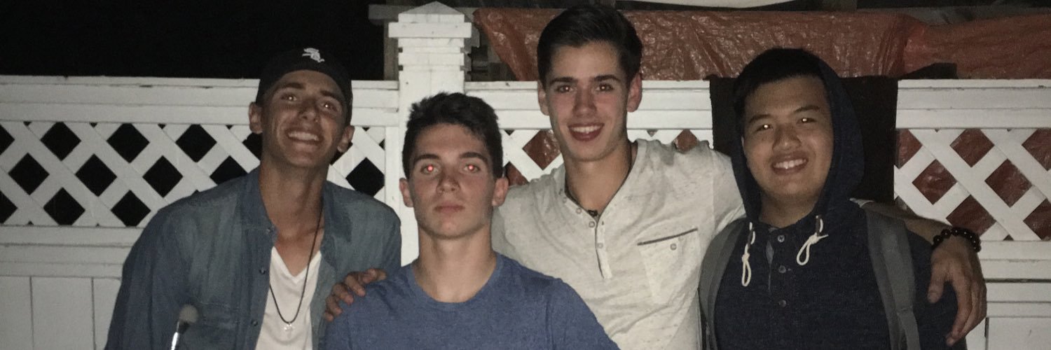 fights_animal's profile banner image