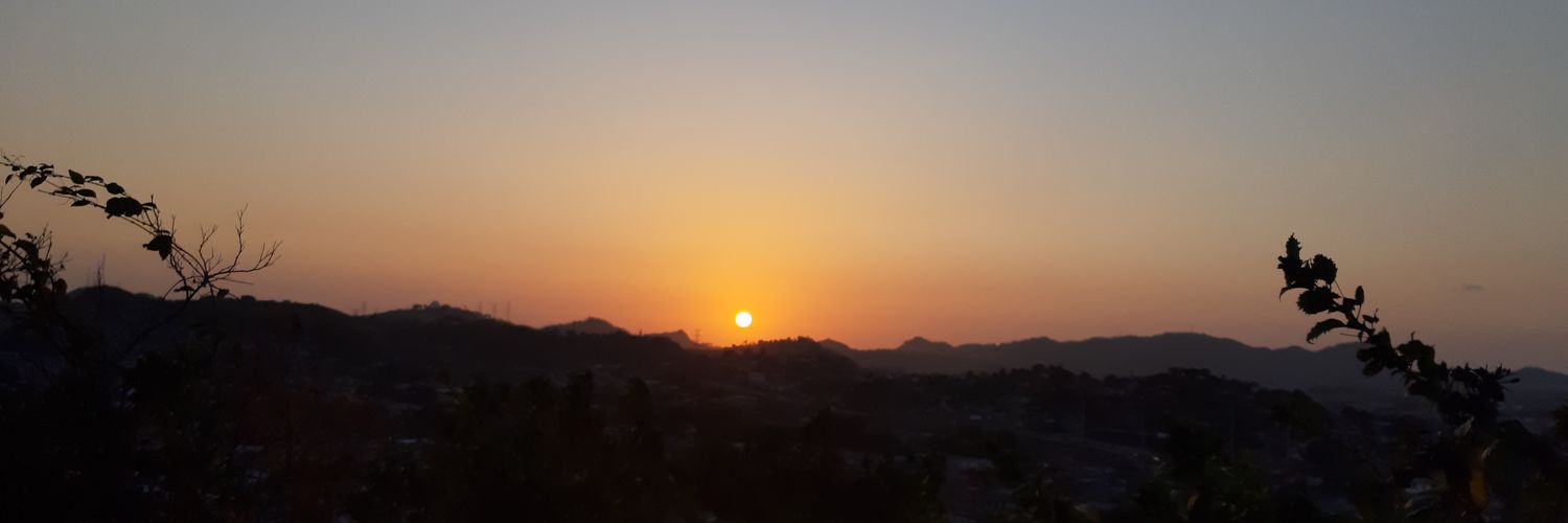 aaronlez's profile banner image