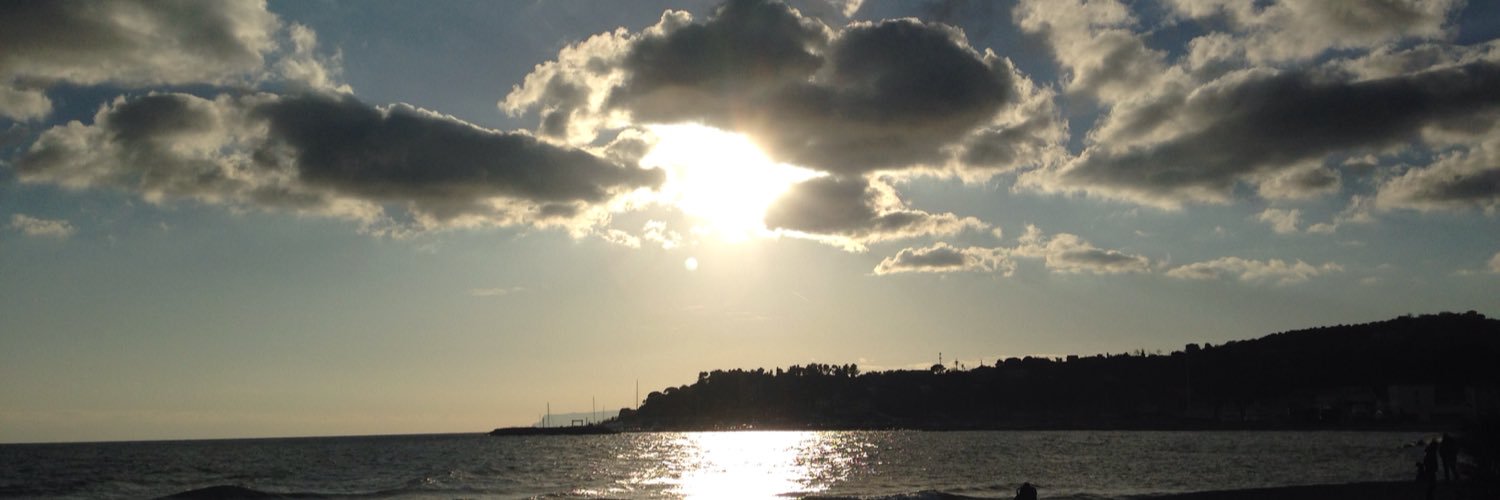 simminu's profile banner image