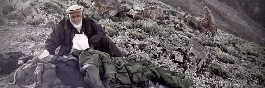 Massoud Hossaini's banner
