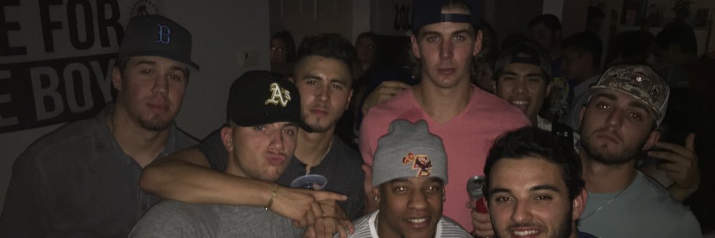 Cam Oliveira banner