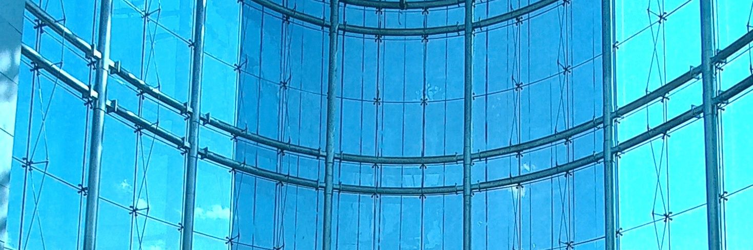 El abogado tatuado banner