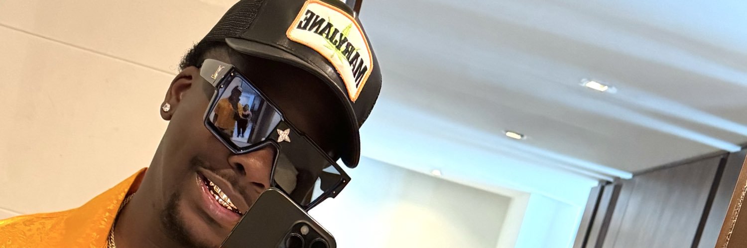 D_Cols's profile banner image