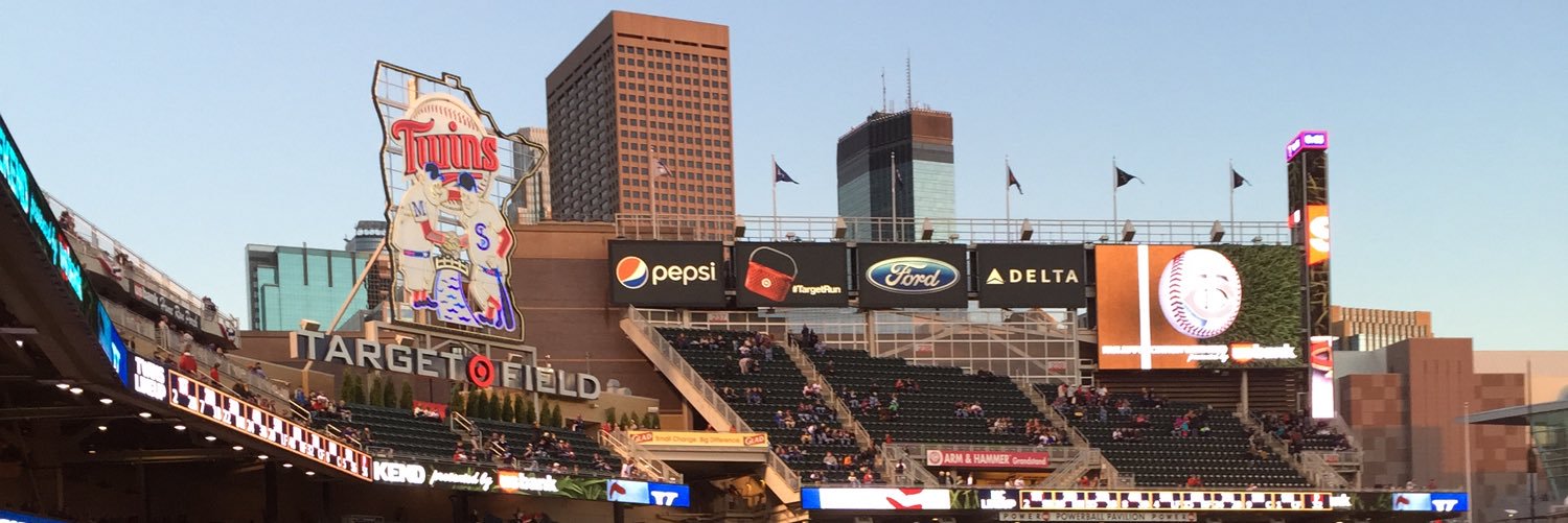 Dustin Thompson banner