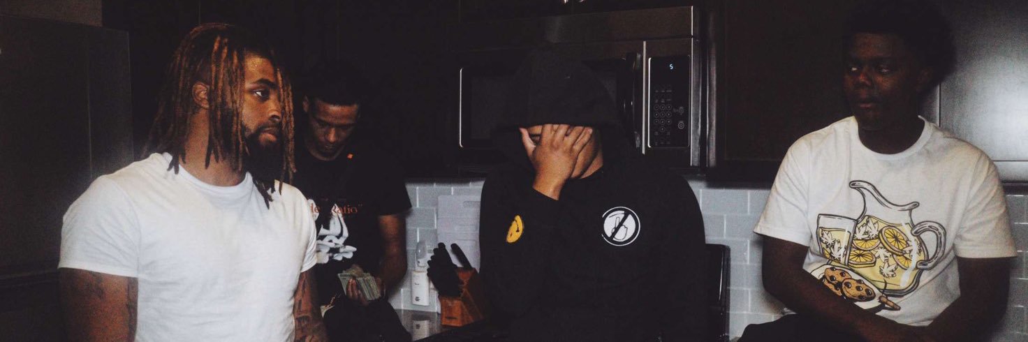 448Deee's profile banner image