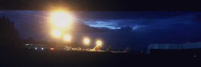 raziazi's profile banner image
