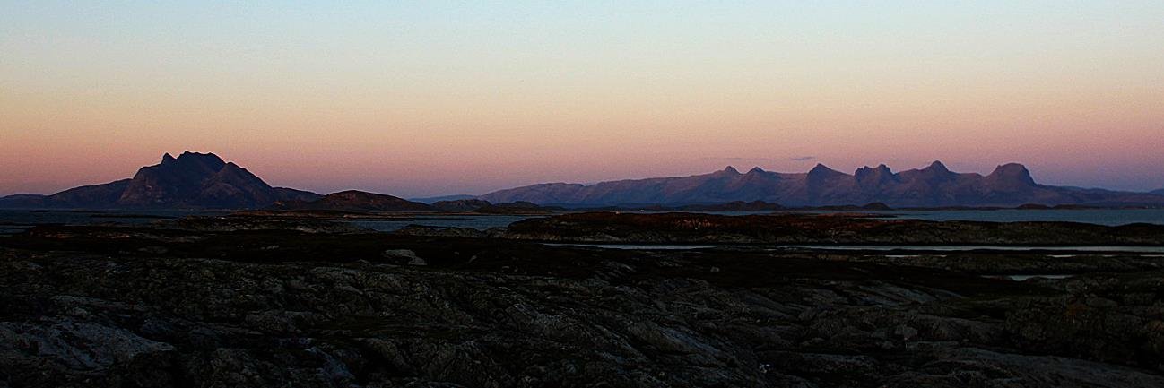 Trinema's profile banner image