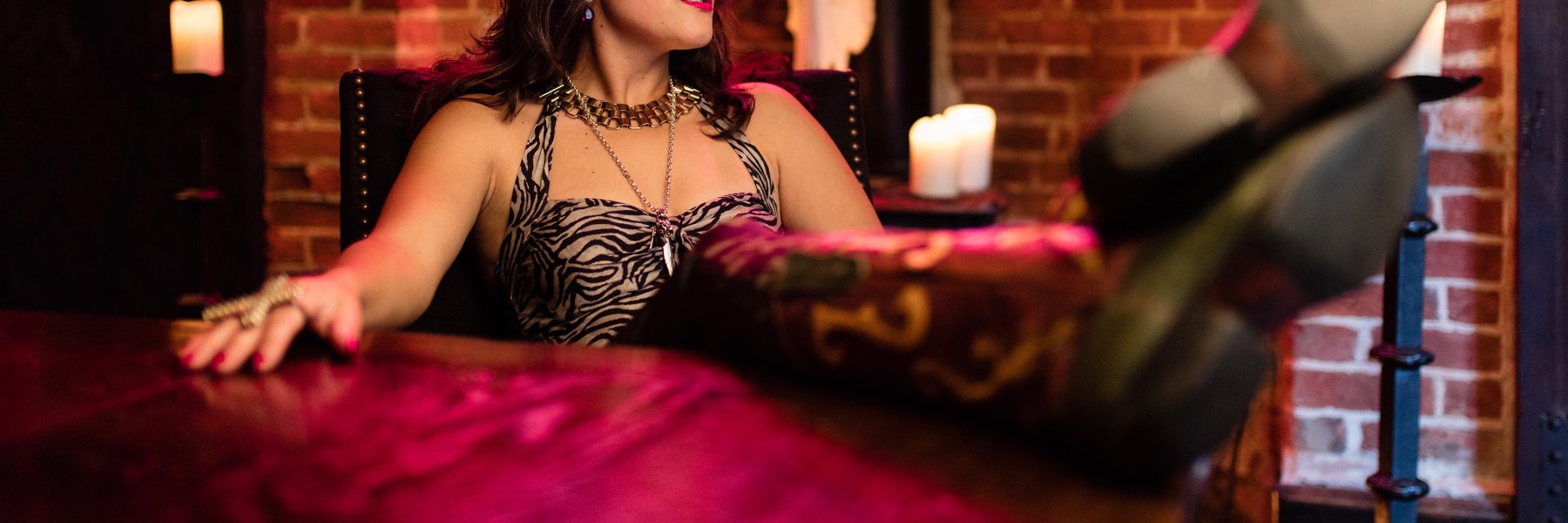 ZoeDevlinLove's profile banner image