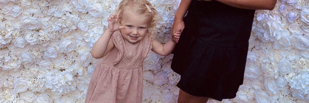 LeahTuckerr's profile banner image
