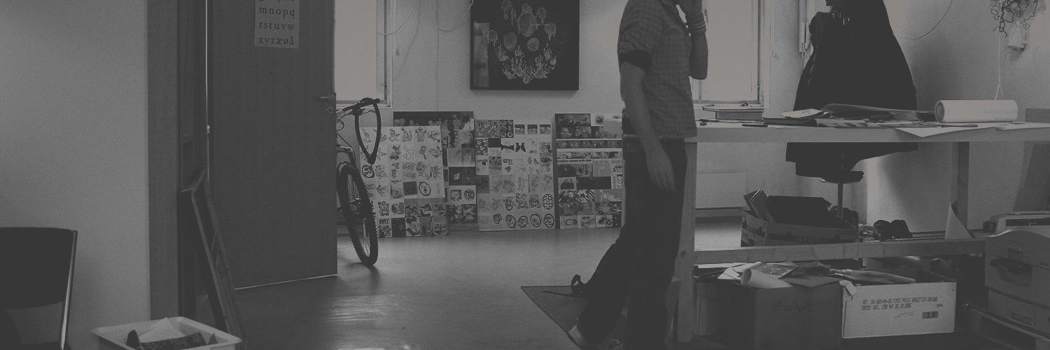 huwxx's profile banner image