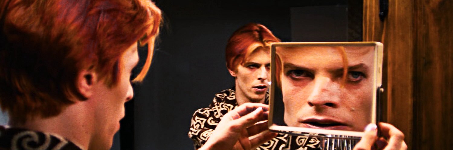 ★'s banner