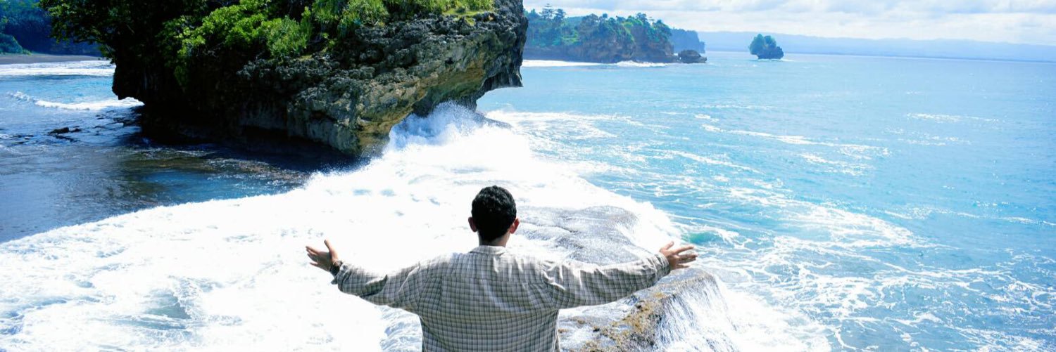 aukhaLS's profile banner image