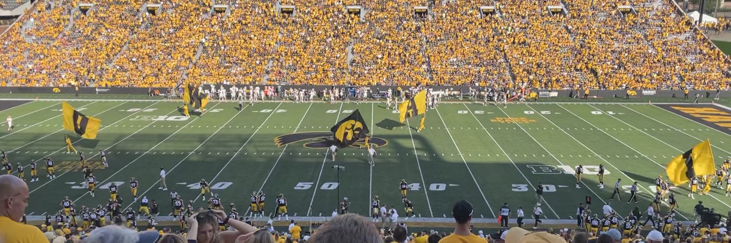 Hawkeyecarl's profile banner image