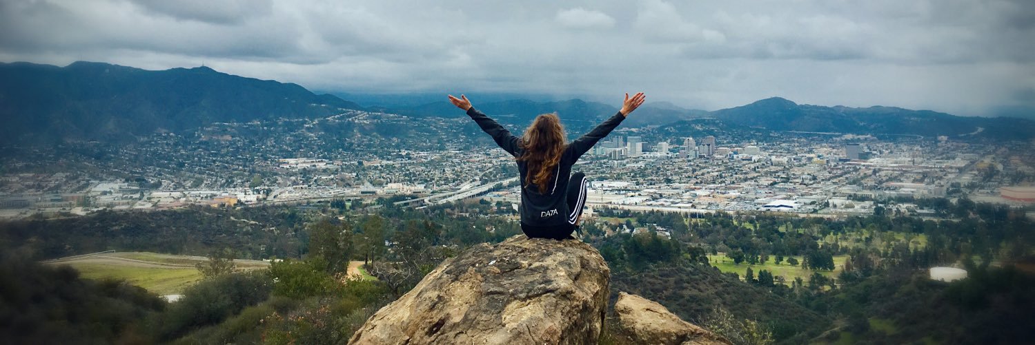 Belle MacFarlane banner