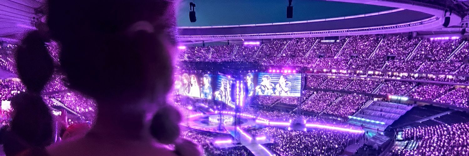 silverlucy's profile banner image