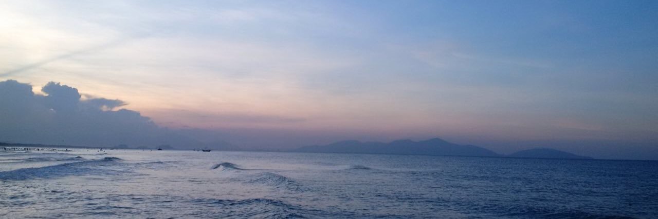 antrinh53's profile banner image