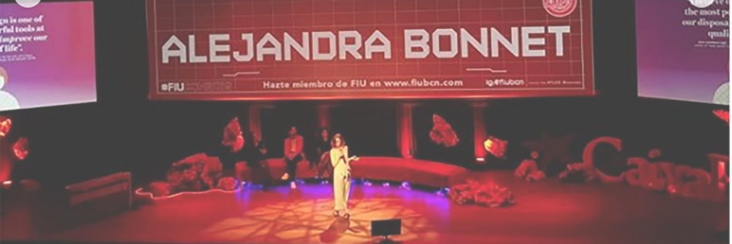perespanda's profile banner image