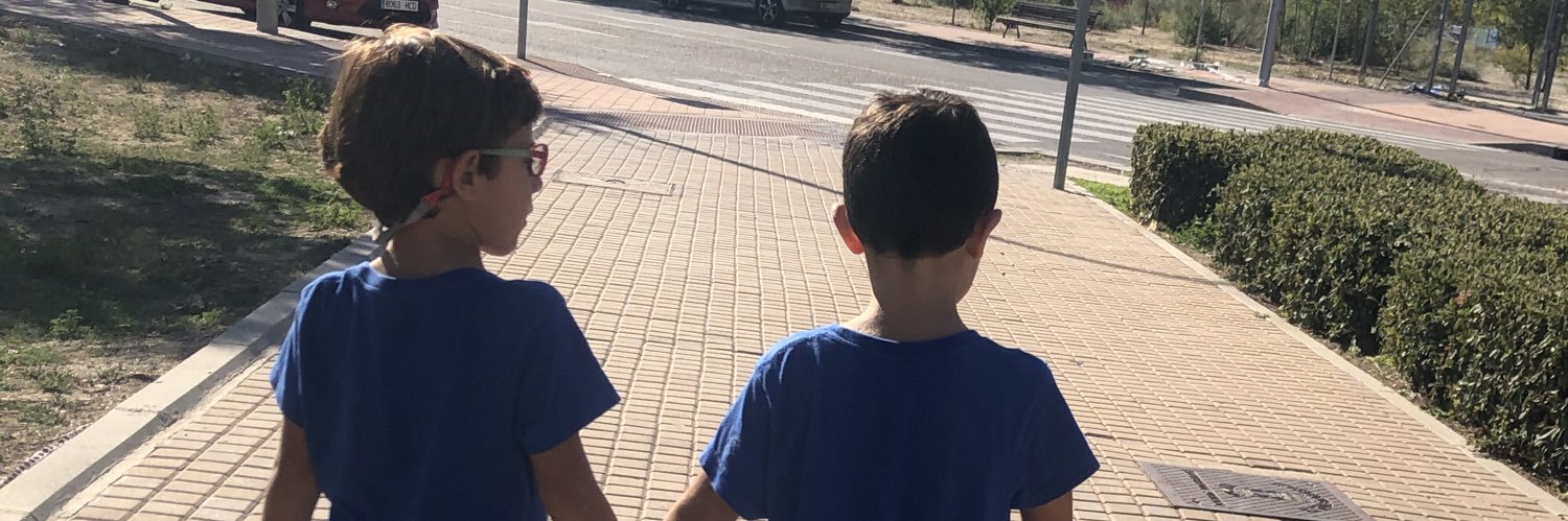 MaiBenavides's profile banner image