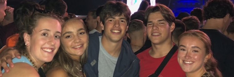 macyevanss's profile banner image