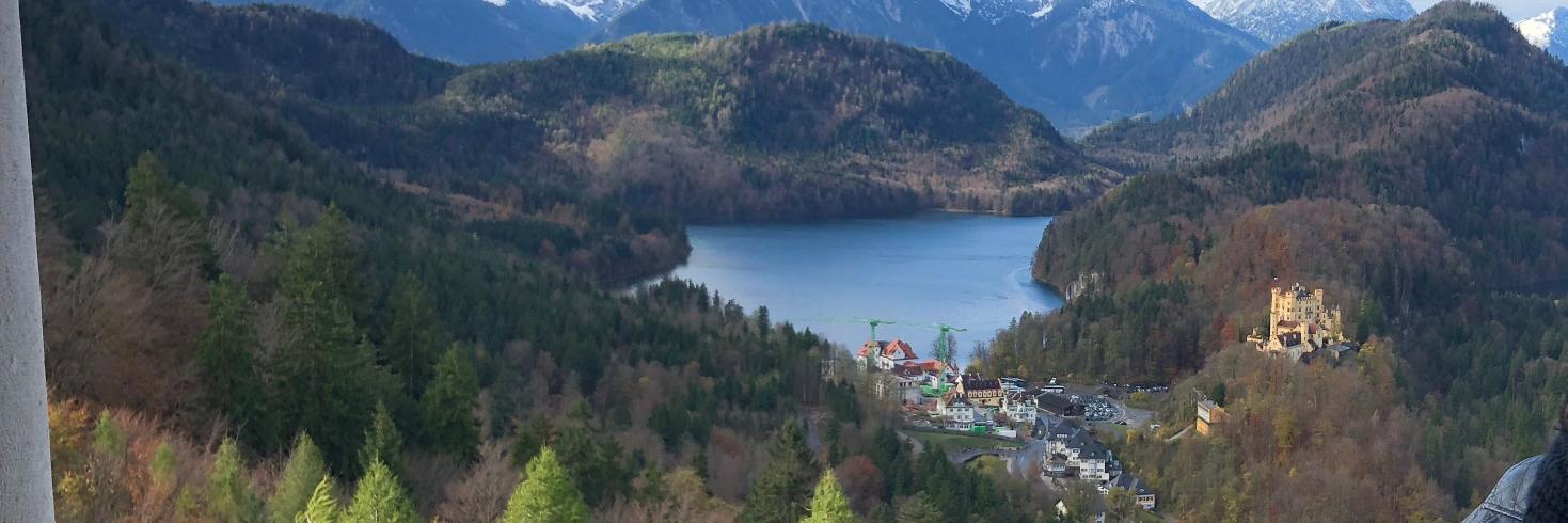 Claudio R. Montero banner