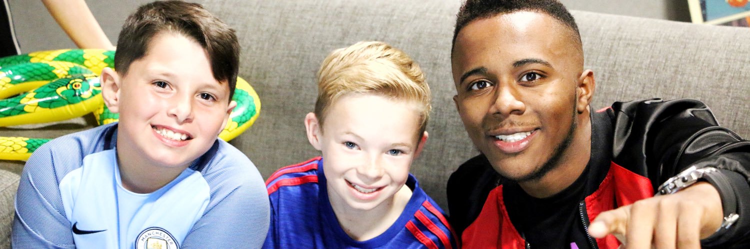 parrisuk's profile banner image