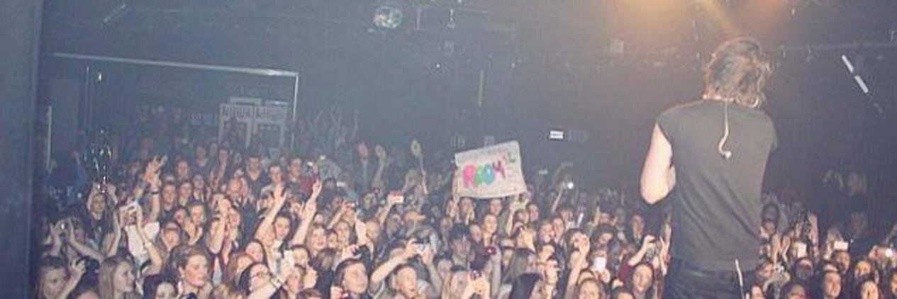 Kay_LovesRoom94's profile banner image
