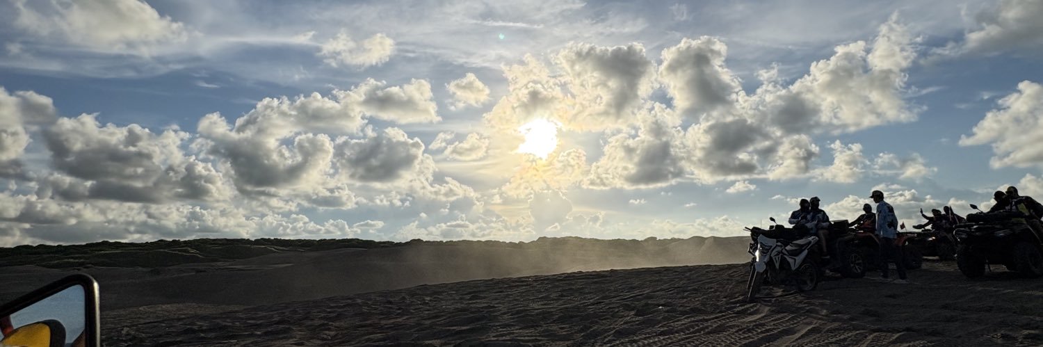 aneljz's profile banner image