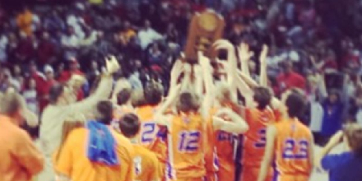 Austin Reaves banner