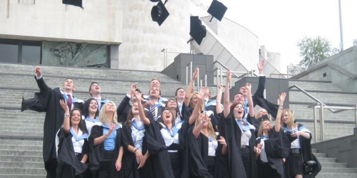 Kelly O'Neill banner