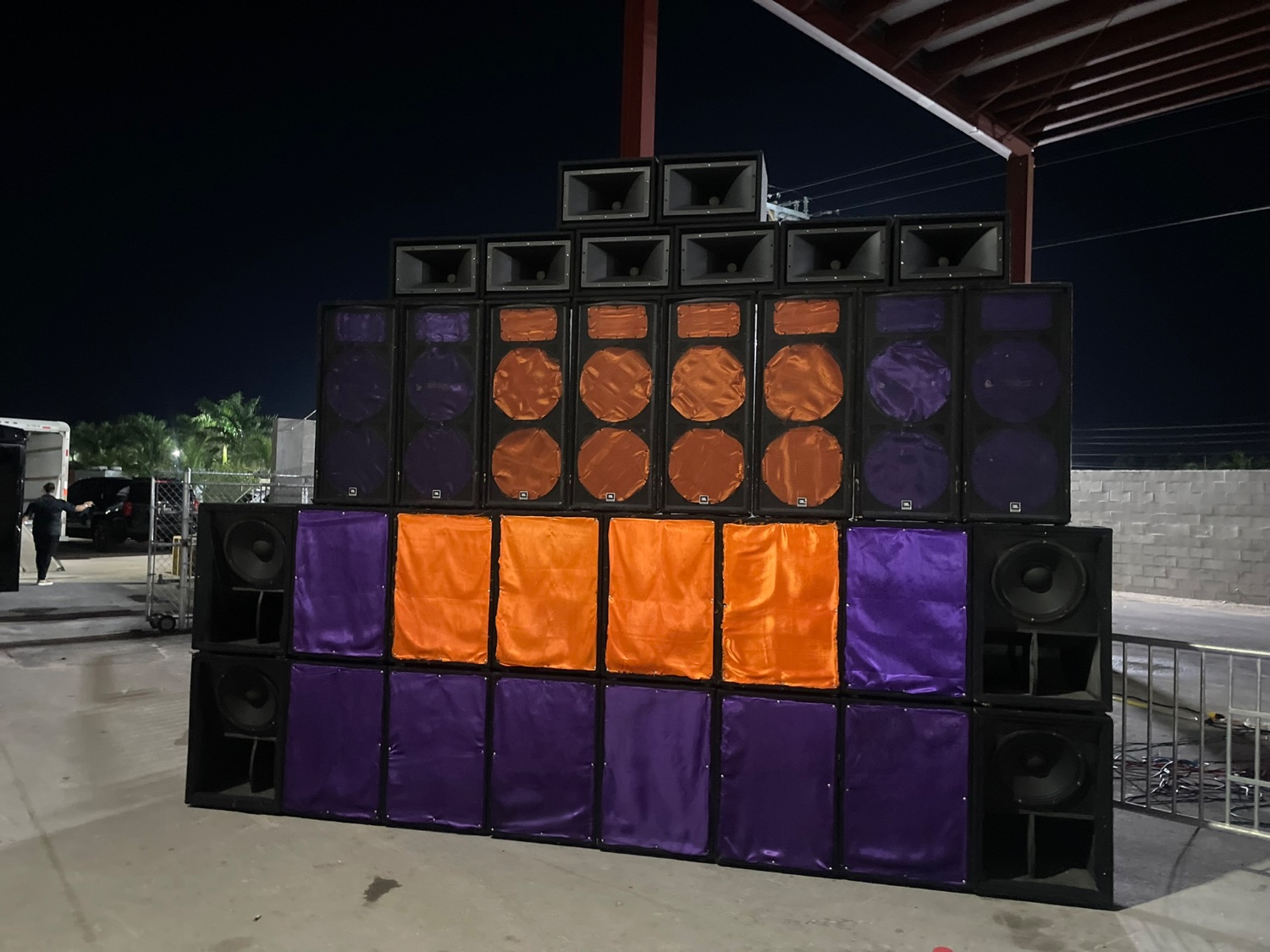 DjOnebud's profile banner image
