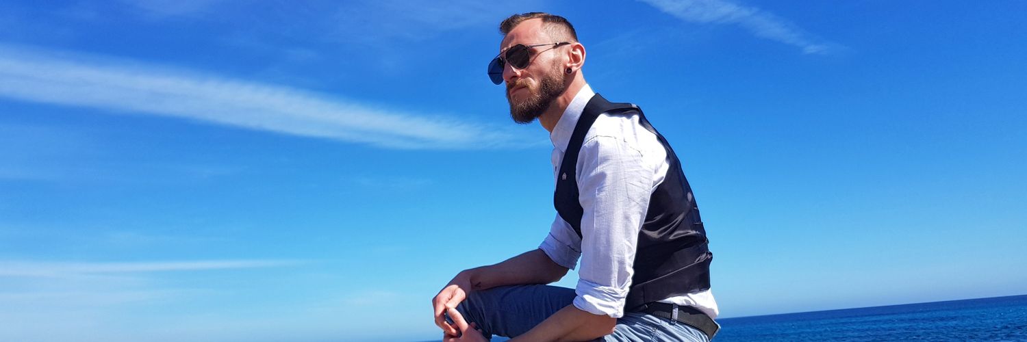 itschrisvincent's profile banner image