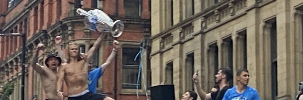 julie dique banner