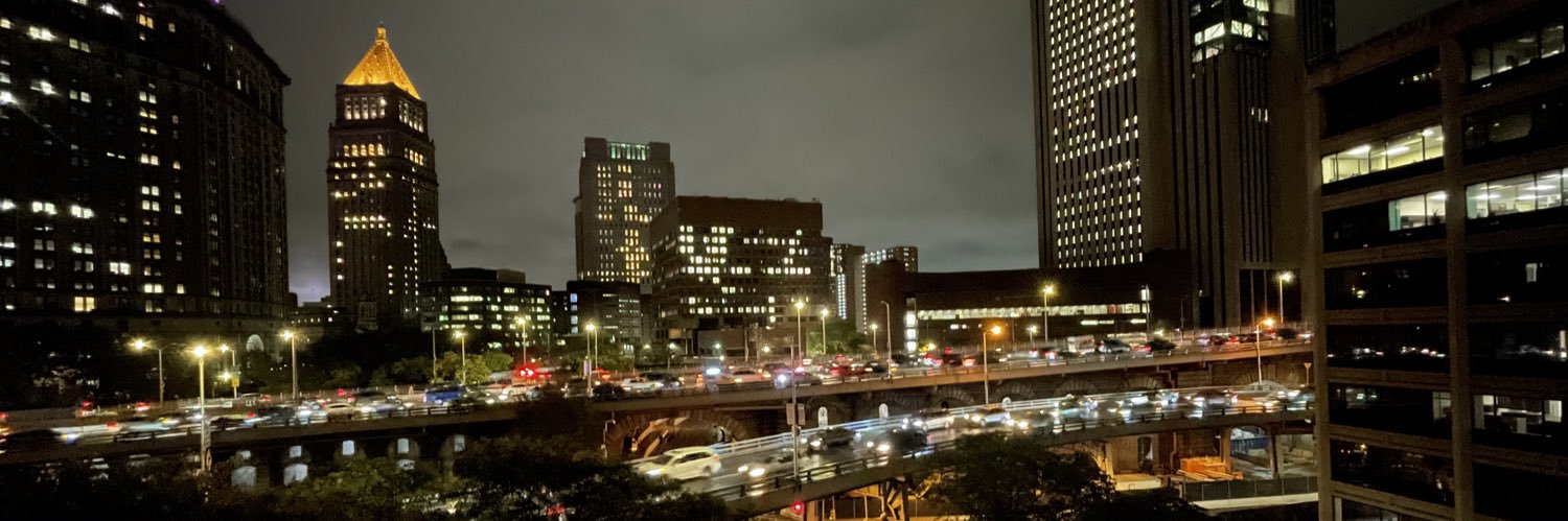 미러 💙🍋🎣 banner