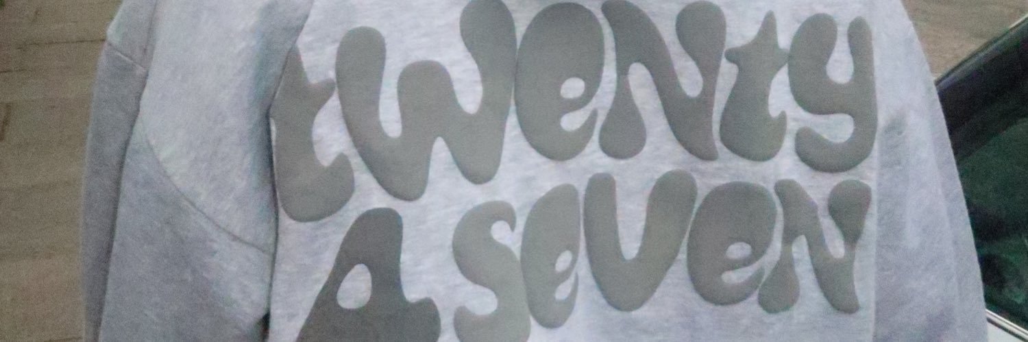 mollrob_'s profile banner image