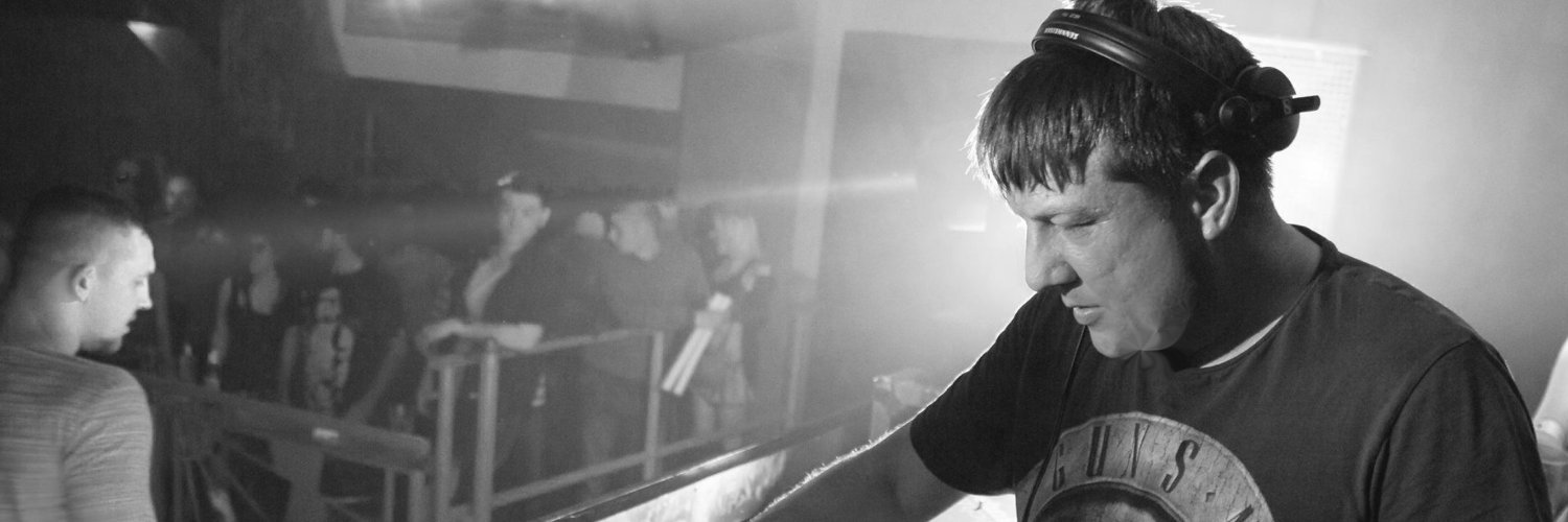 Kickback - X-AMNT banner