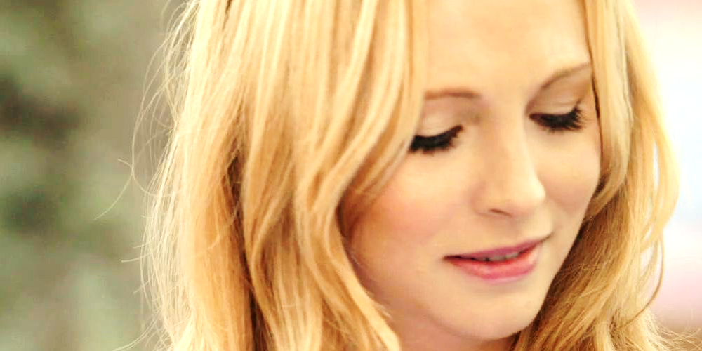 FangedBarbie's profile banner image